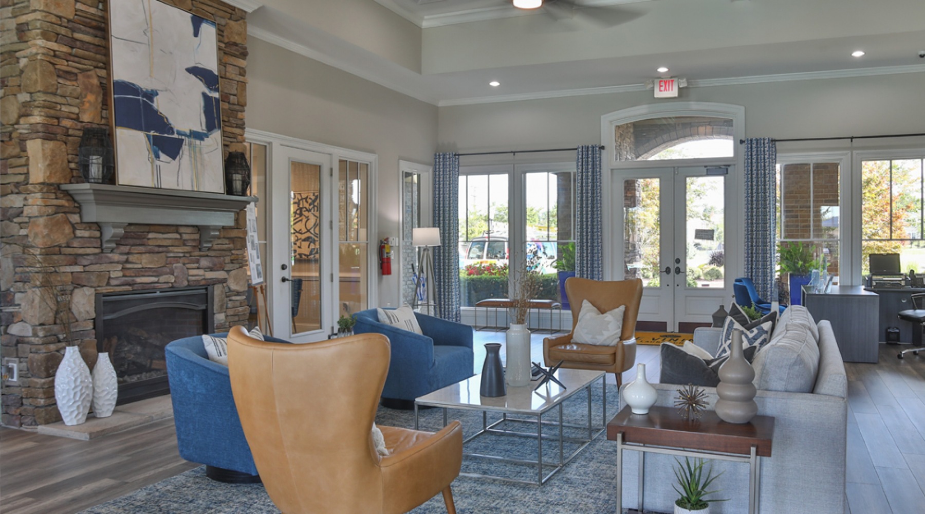 Beautiful clubroom with lounge seating Beautiful clubroom with lounge seating